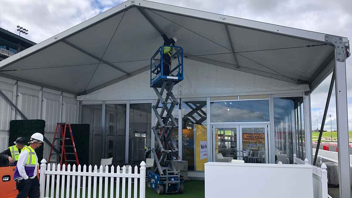 building tent with patio